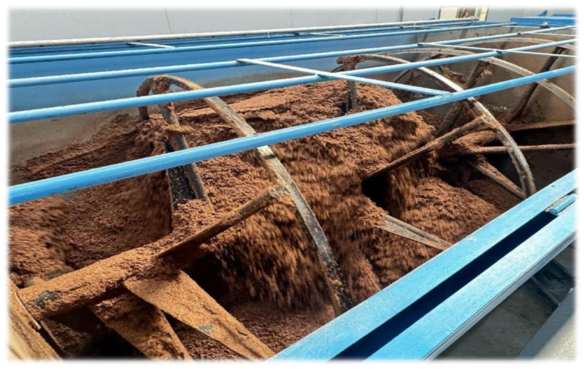 Industrial mixer for substrate preparation